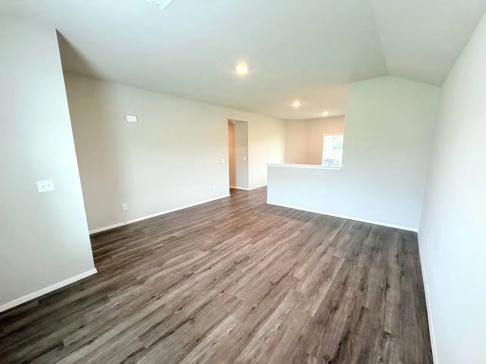 3 bed, 1216 sqft, $1,750 — Photo 4