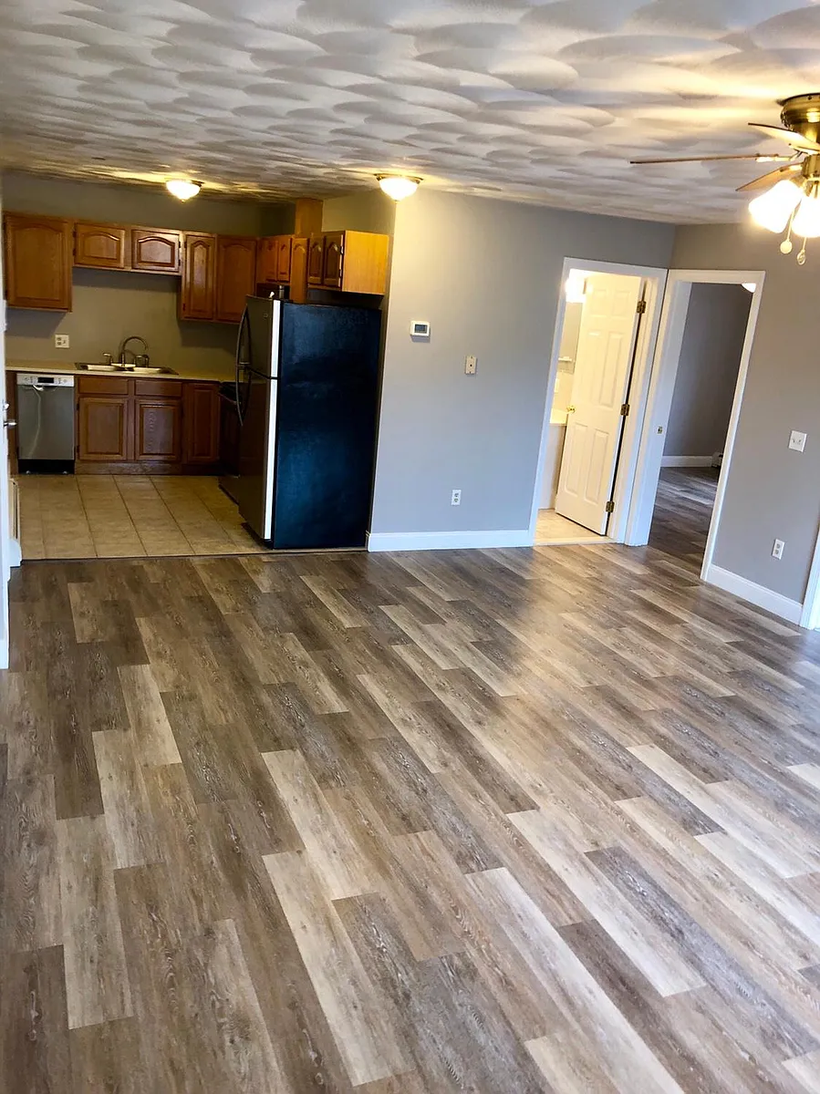 Building Photo - 70 Nashua St #5