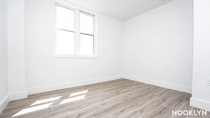 Rented by Nooklyn NYC LLC | media 26