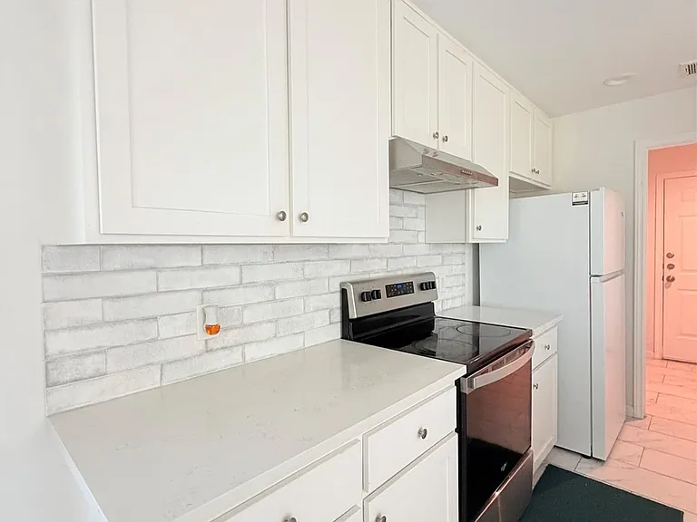 13609 Letti Ln — Photo 14