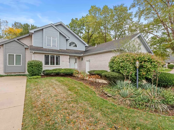 627 Rescobie Dr, Schererville, IN 46375