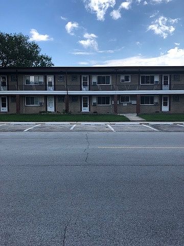 1st image of 4919 Columbus Dr APT 1