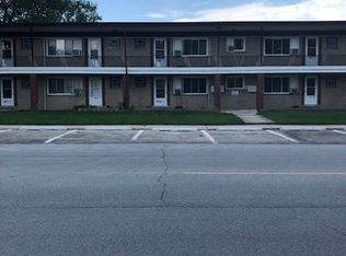 4917 Columbus Dr APT 1, Oak Lawn, IL 60453