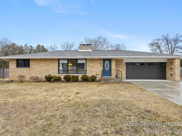 2444 Kimberly Dr, Muskegon, MI 49444