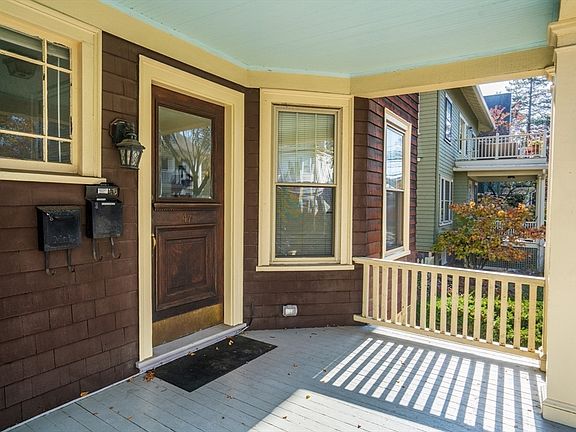 4th image of 47 Prince St