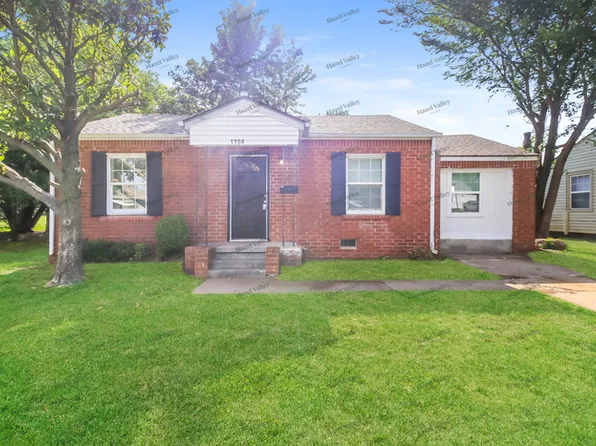 1104 Jet Dr, Midwest City, OK 73110