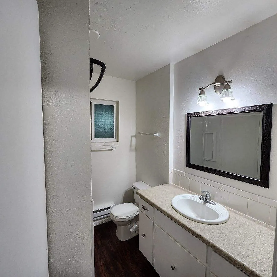 114 Beacon Hill Dr. — Photo 3