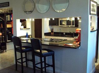 29850 W Twelve Mile Rd APT 501-301-1, Farmington Hills, MI 48334