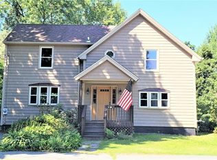 14 Cottage St, Spencer, MA 01562