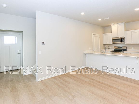 5th image of 1401 Poigai Way Unit 1