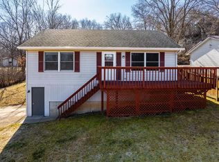 560 Quarry St, Baraboo, WI 53913
