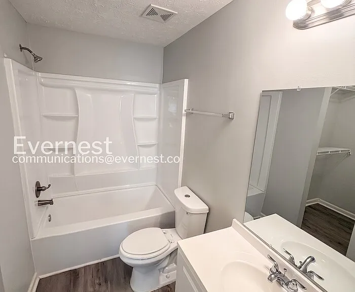 1408 Creek View Dr — Photo 6