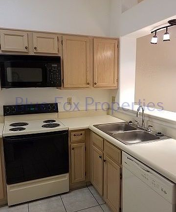 3rd image of 3355 S Nastar Dr