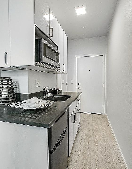 1st image of 422 11th Ave E APT C101