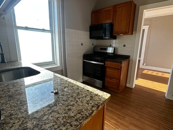 5517 Grant Place image 5 of 6