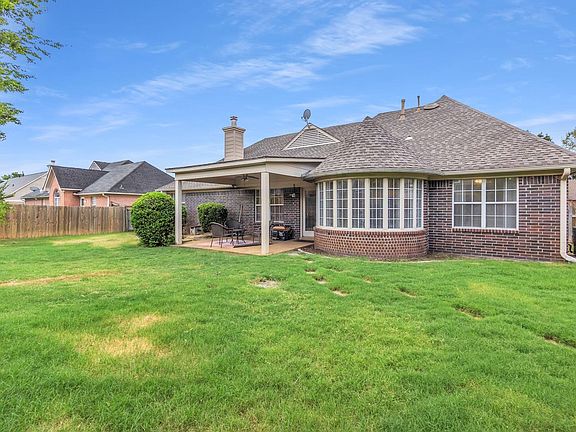 4th image of 5360 Philgrove Way