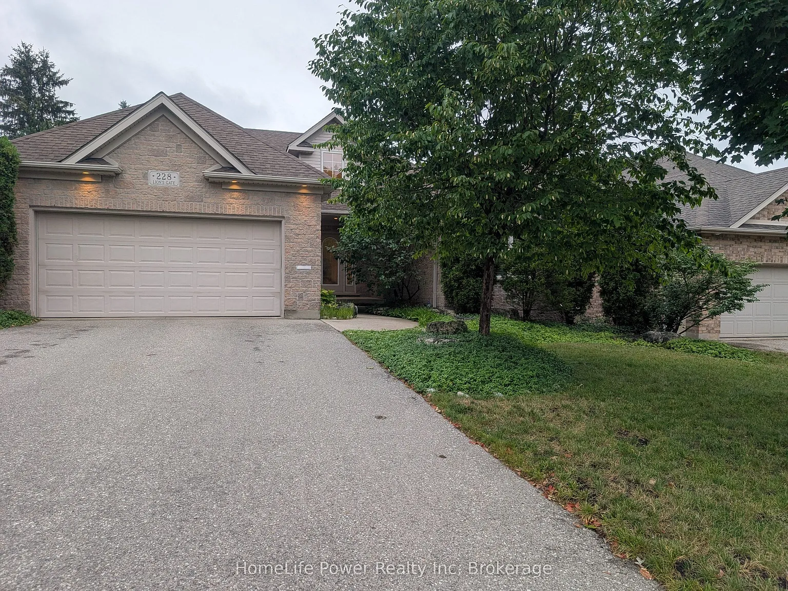 5 bed, $3,790 — Photo 2