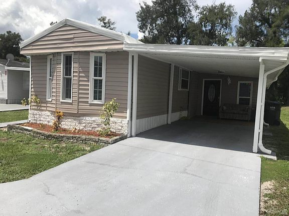 FRONT/CARPORT