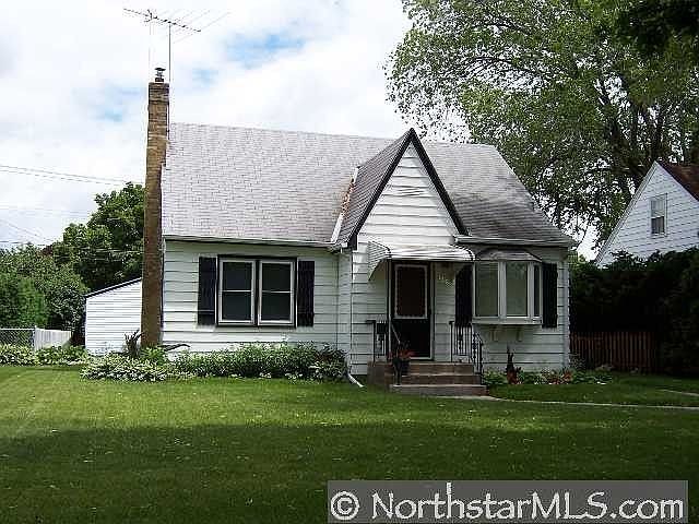 1st image of 338 13th Ave N