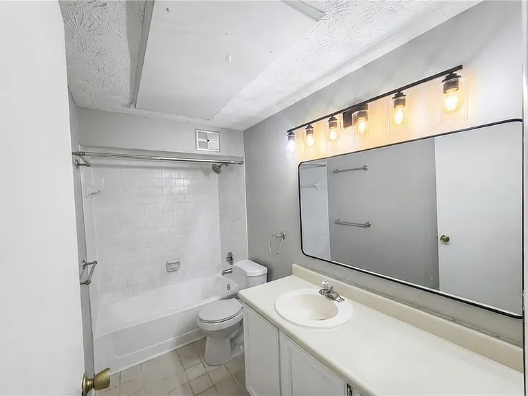 1244 Keys Lake Dr NE — Photo 9