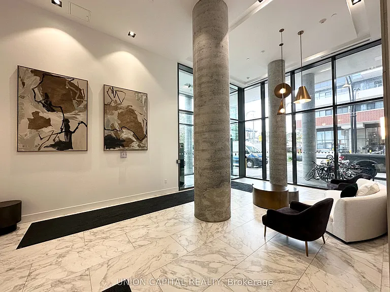 15 Wellington St S #2203 — Photo 9