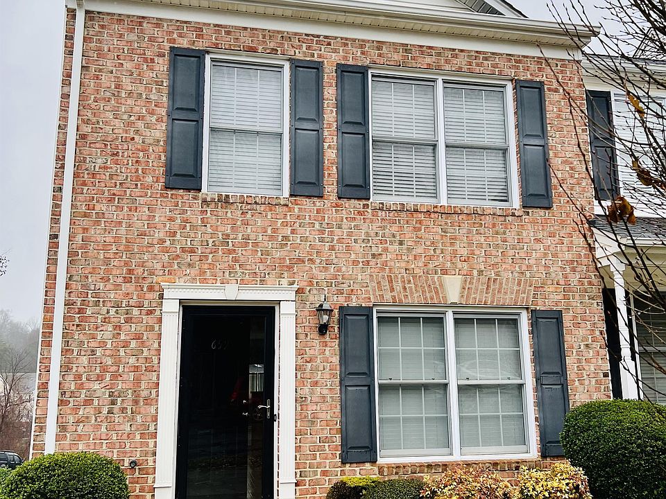 1st image of 659 Wyndhurst Dr #1