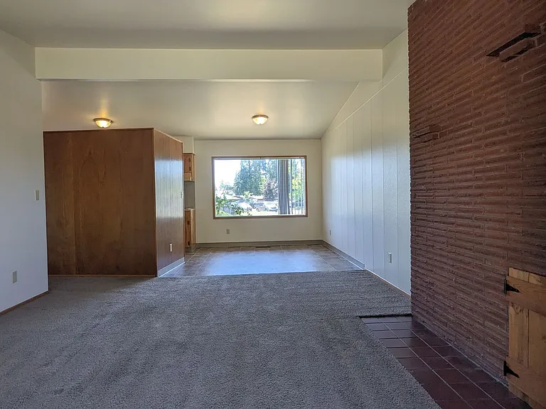 Bel Air Apartments — Photo 46
