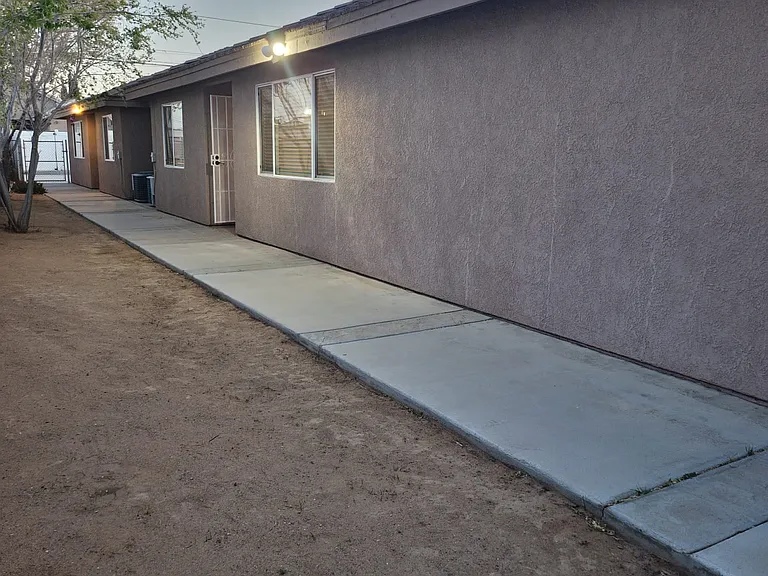 16475 Vine St #A — Photo 24