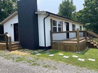 355 Community Dr, Madisonville, TN 37354
