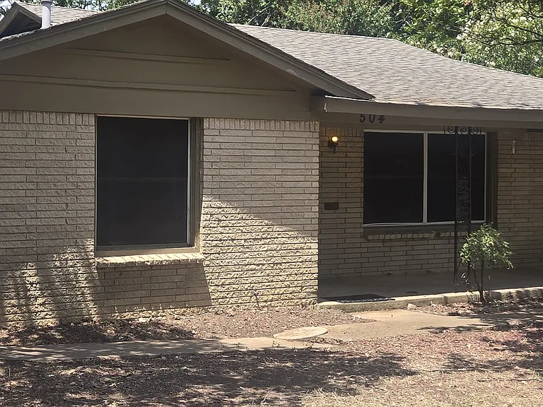 504 S Judd St — Photo 2