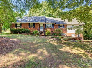6733 Burkandt Rd, Mint Hill, NC 28227