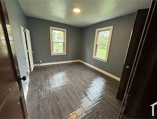 2407 Lincoln St #5 — Photo 6