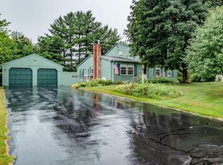 1 Sunset Ln, Gorham, ME 04038