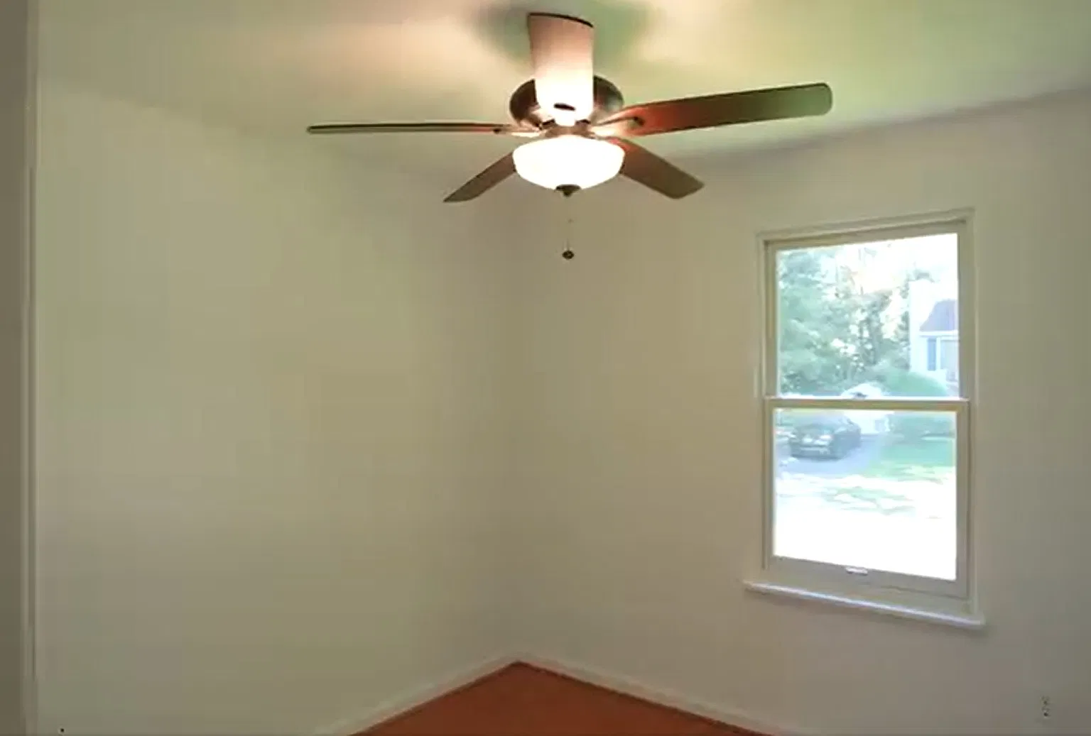 4 bed, 2183 sqft, $3,950 — Photo 3