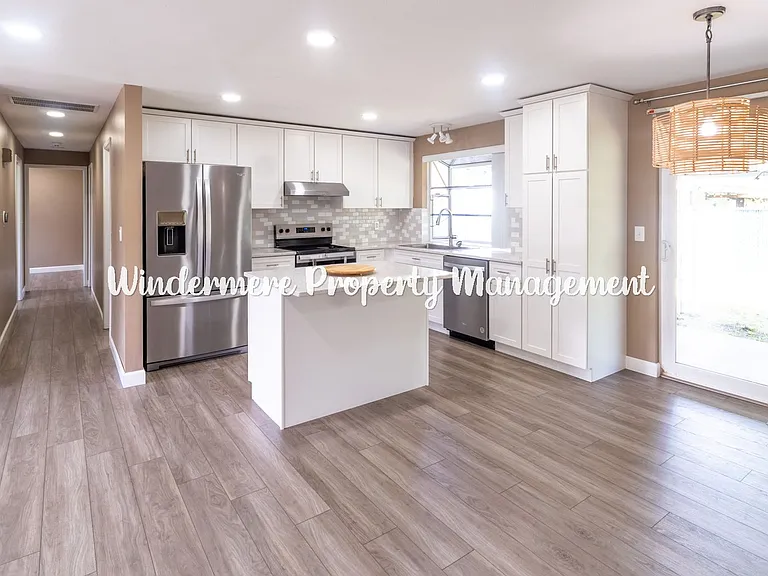 4210 Eastwood Ave SE — Photo 7