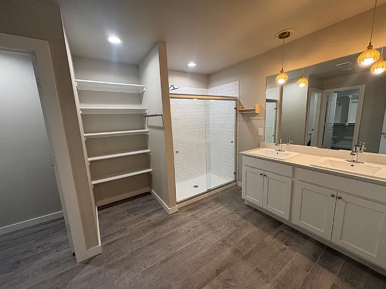328 Ranger St — Photo 6