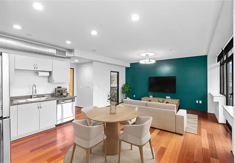 1551 4th Ave #601 — Photo 2