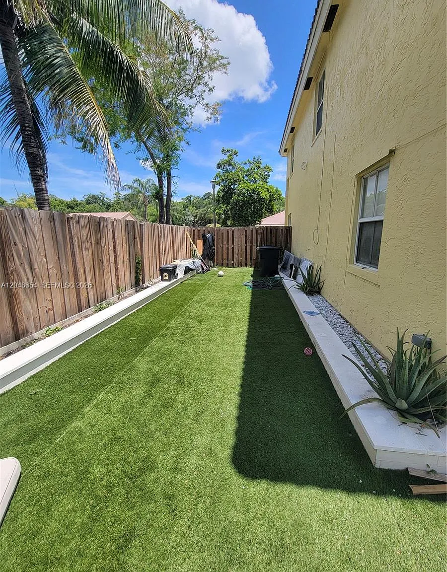 Coral Bay Parcel — Photo 3