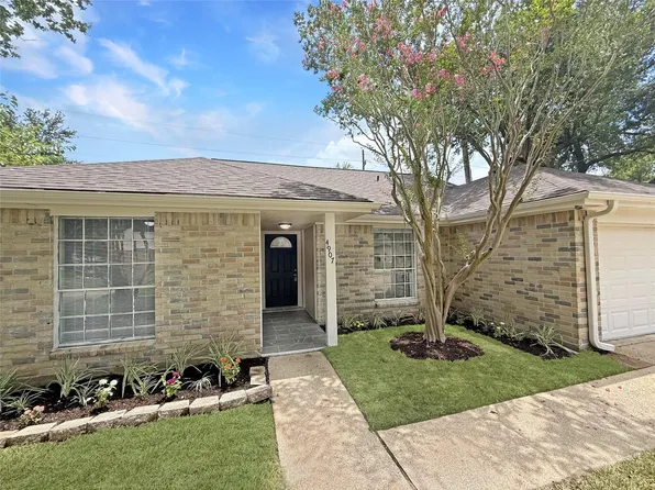 4907 Brownfields Court, Houston, TX 77066