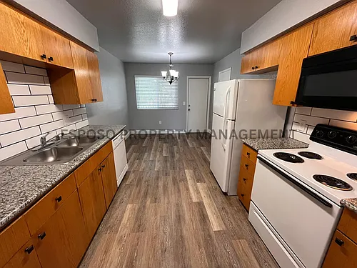 5181 E Hedges Ave Photo 1