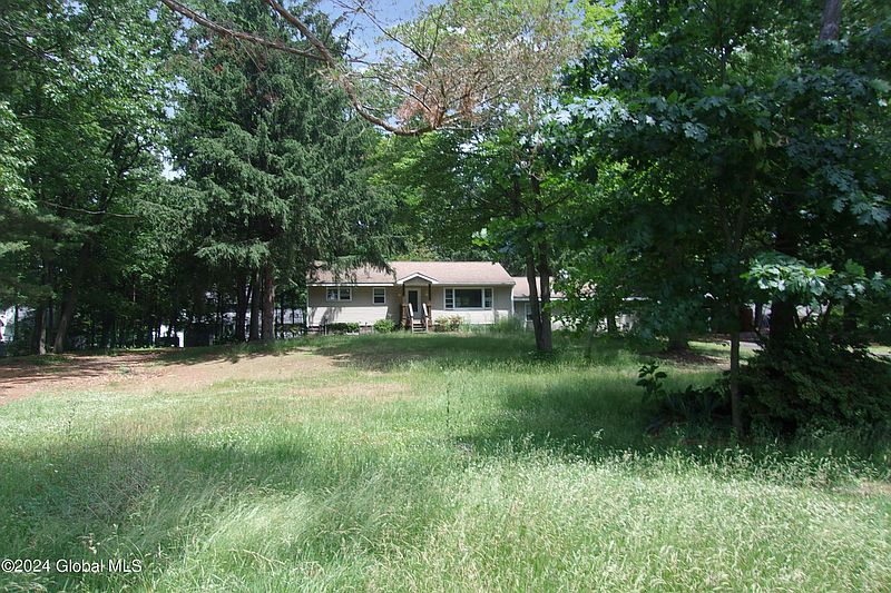 4th image of 9 Marcel Road