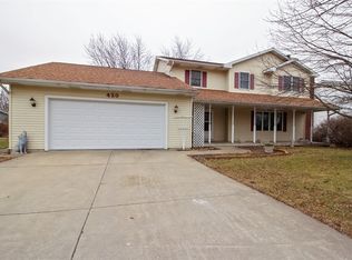 420 Meadows Rd N, Bourbonnais, IL 60914
