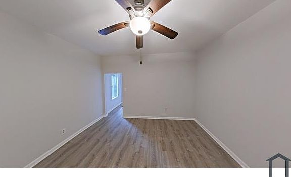 2nd image of 868 E Locust Ave
