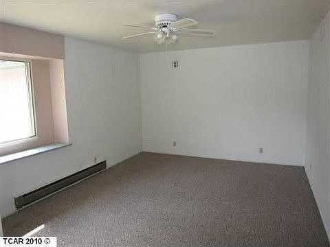 3rd image of 19444 Hillsdale Dr