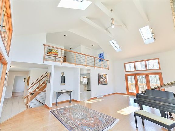 5th image of 4320 Colony Hills Dr