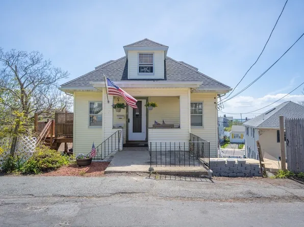34-42 Siren St, Winthrop, MA 02152