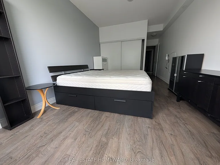 325 S Park Rd #915 — Photo 9