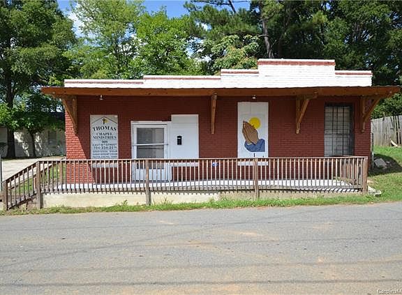 5th image of 909 Seigle Ave
