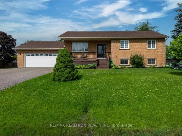 4 Templeton Dr, Clearview, ON L0M 1N0