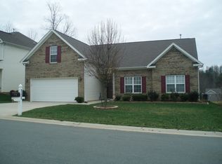 6239 Glen Way Dr, Winston Salem, NC 27107